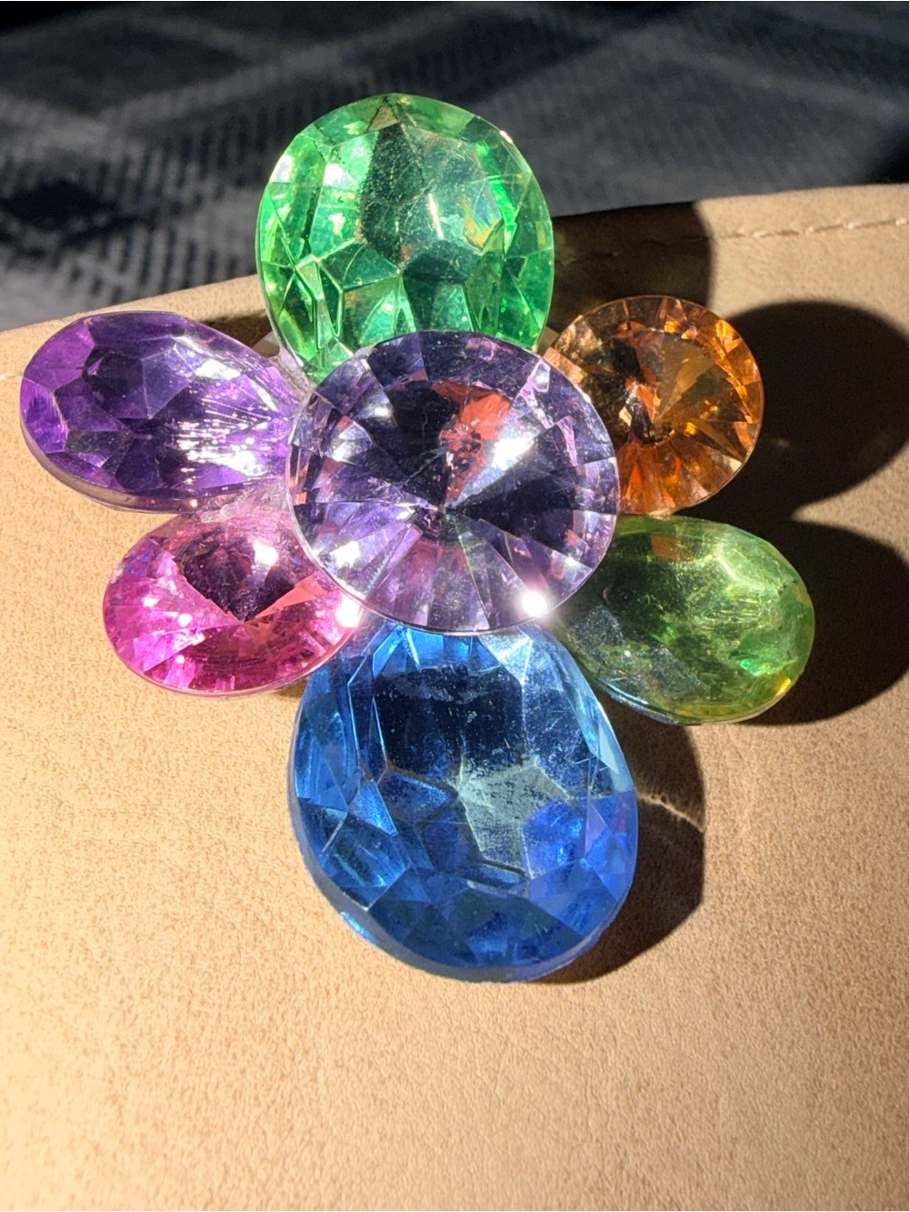 Vintage style acrylic rhinestone ballroom brooch